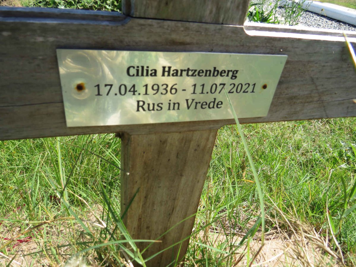 HARTZENBERG Cilia 1936-2021