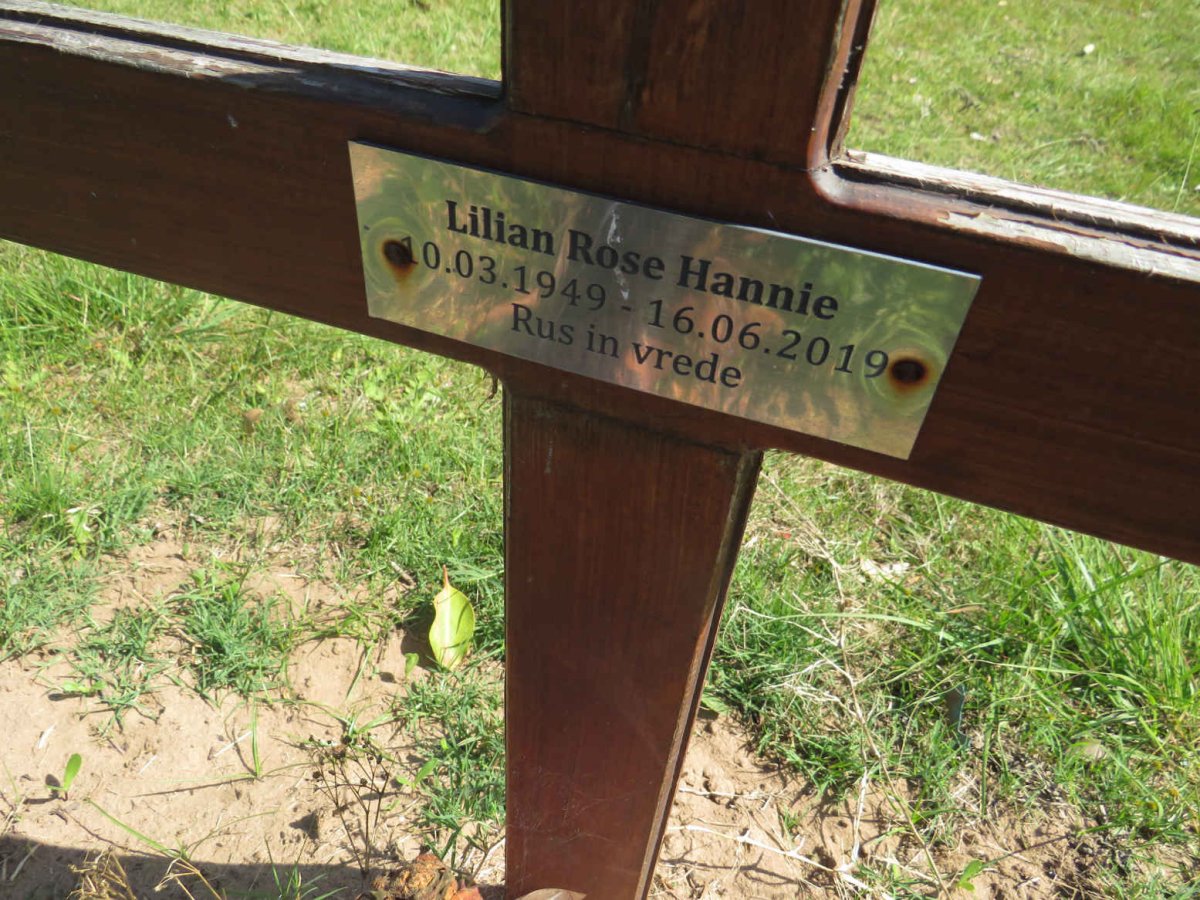 HANNIE Lilian Rose 1949-2019