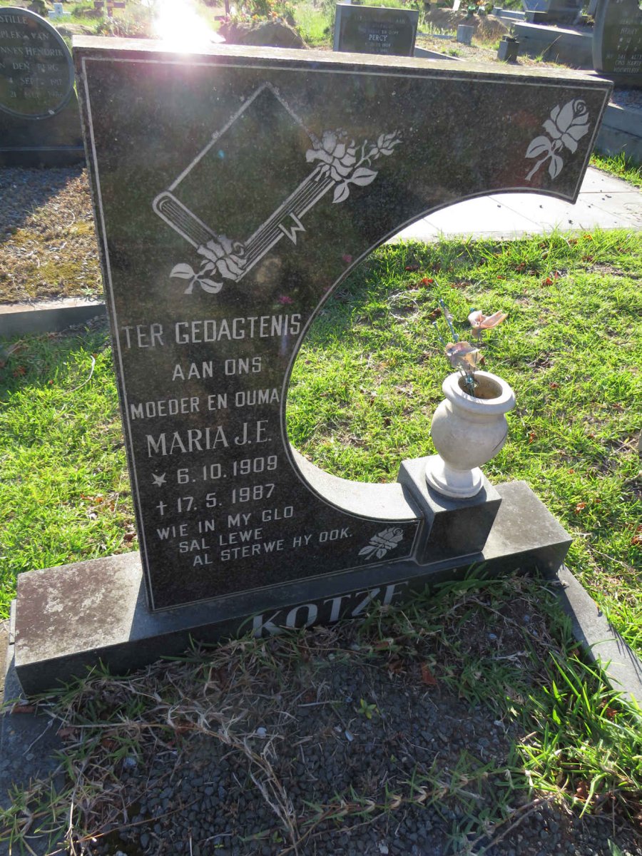 KOTZE Maria J.E. 1909-1987