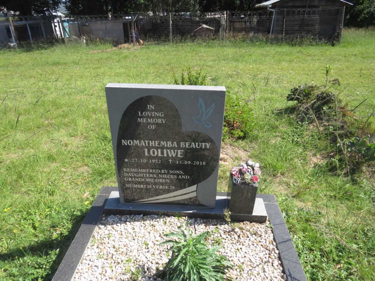 LOLIWE Nomathemba Beauty 1952-2018