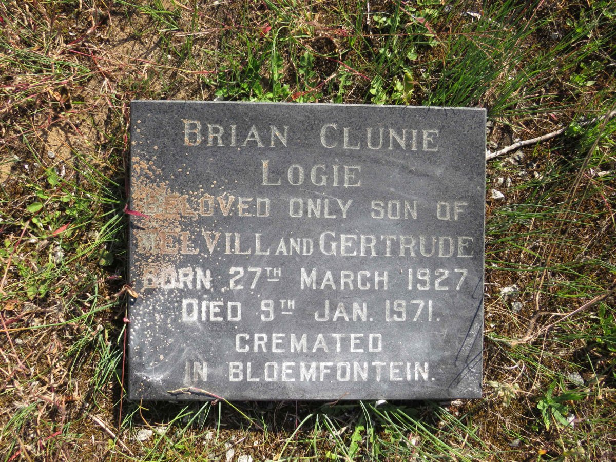 LOGIE Brian Clunie 1927-1971