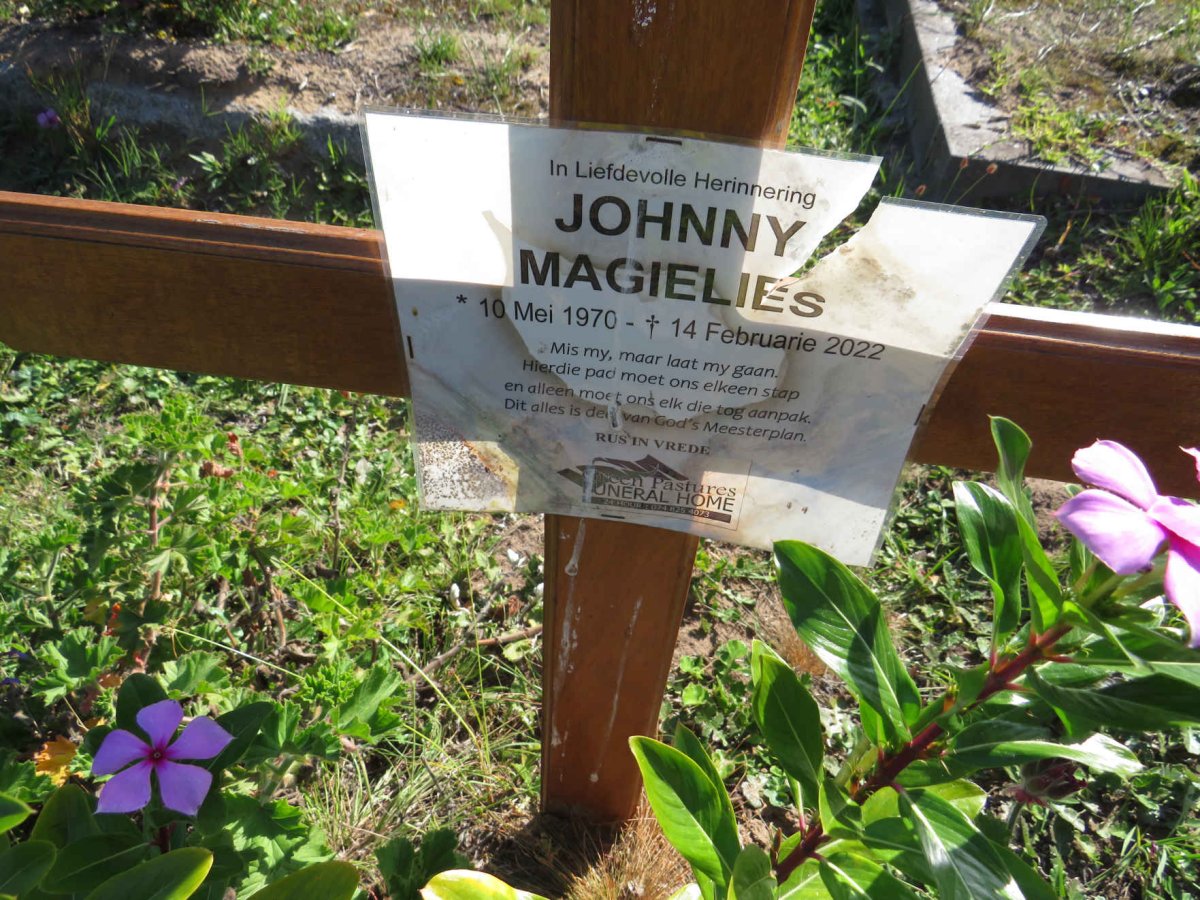 MAGIELIES Johnny 1970-2022