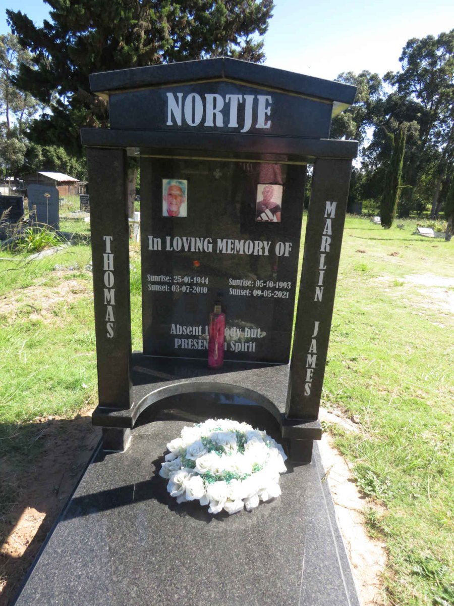 NORTJE Thomas 1944-2010 :: NORTJE Marlin James 1993-2021