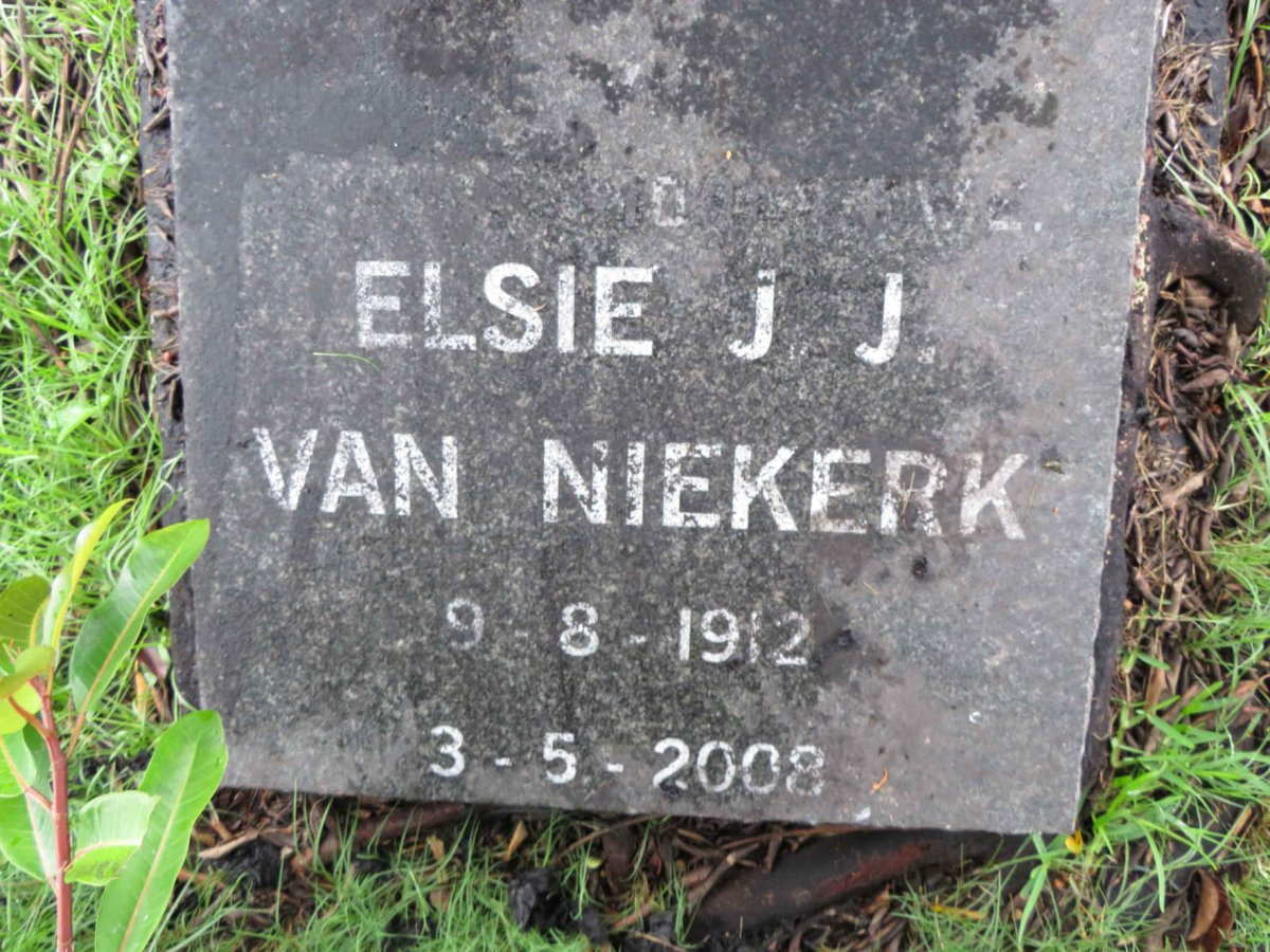 NIEKERK Elsie J.J., van 1912-2008
