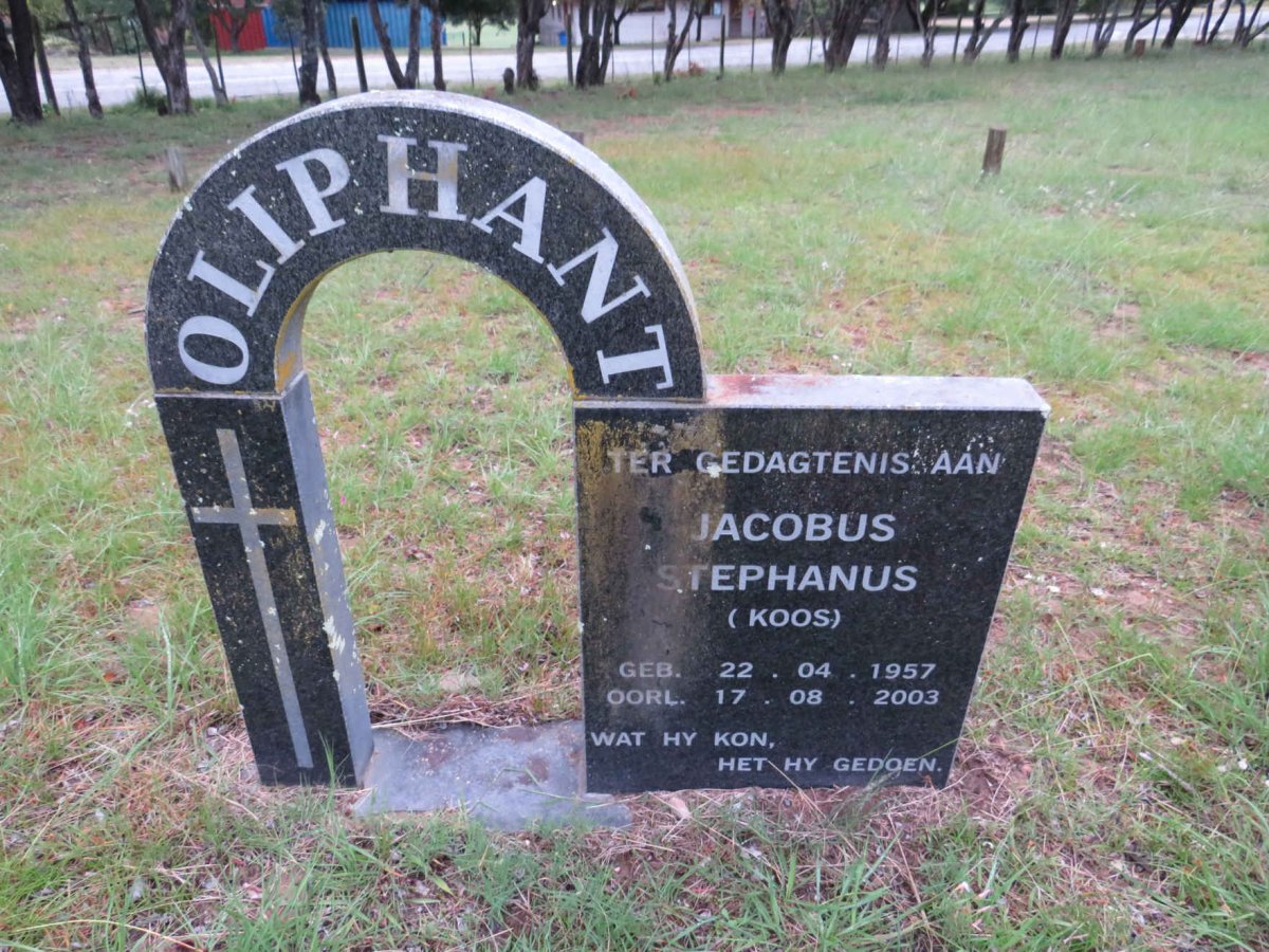 OLIPHANT Jacobus Stephanus 1957-2003