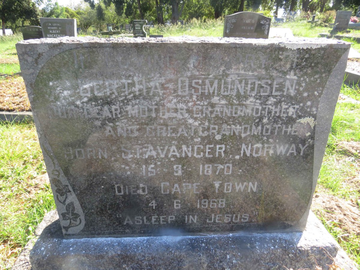 OSMUNDSEN Bertha 1870-1968