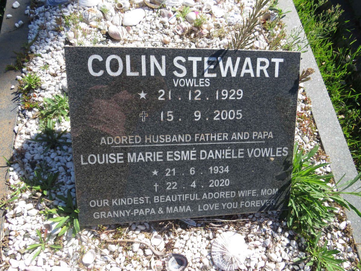 VOWLES Colin Stewart 1929-2005 &amp; Louise Marie Esme Daniele 1934-2020