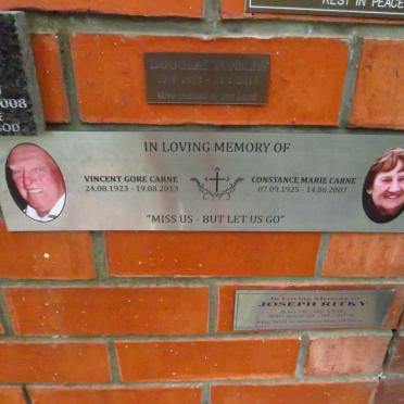 CARNE Vincent Gore 1923-2013 &amp; Constance Marie 1925-2007