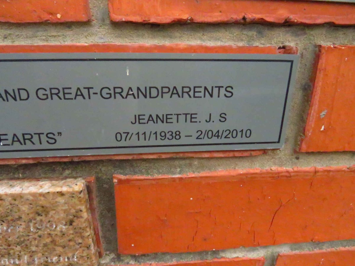 MORGAN Johannes W. 1932-2015 &amp; Jeanette J.S. 1938-2010