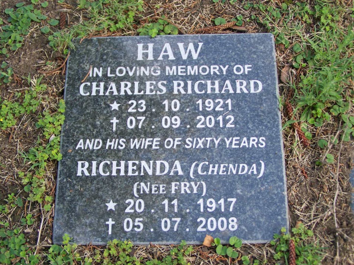 HAW Charles Richard 1921-2012 &amp; Richenda FRY 1917-2008