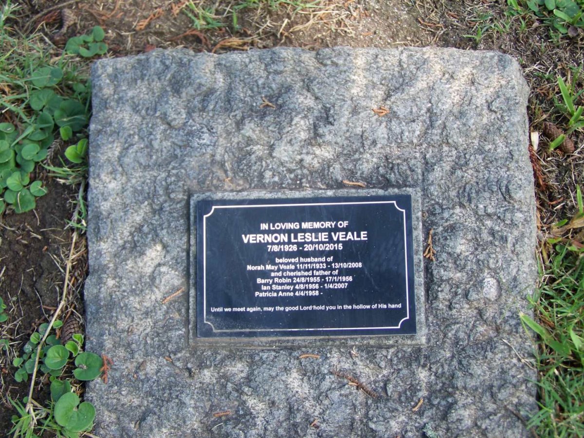VEALE Vernon Leslie 1926-2015 &amp; Norah May 1933-2008 :: VEALE Barry Robin 1955-1956