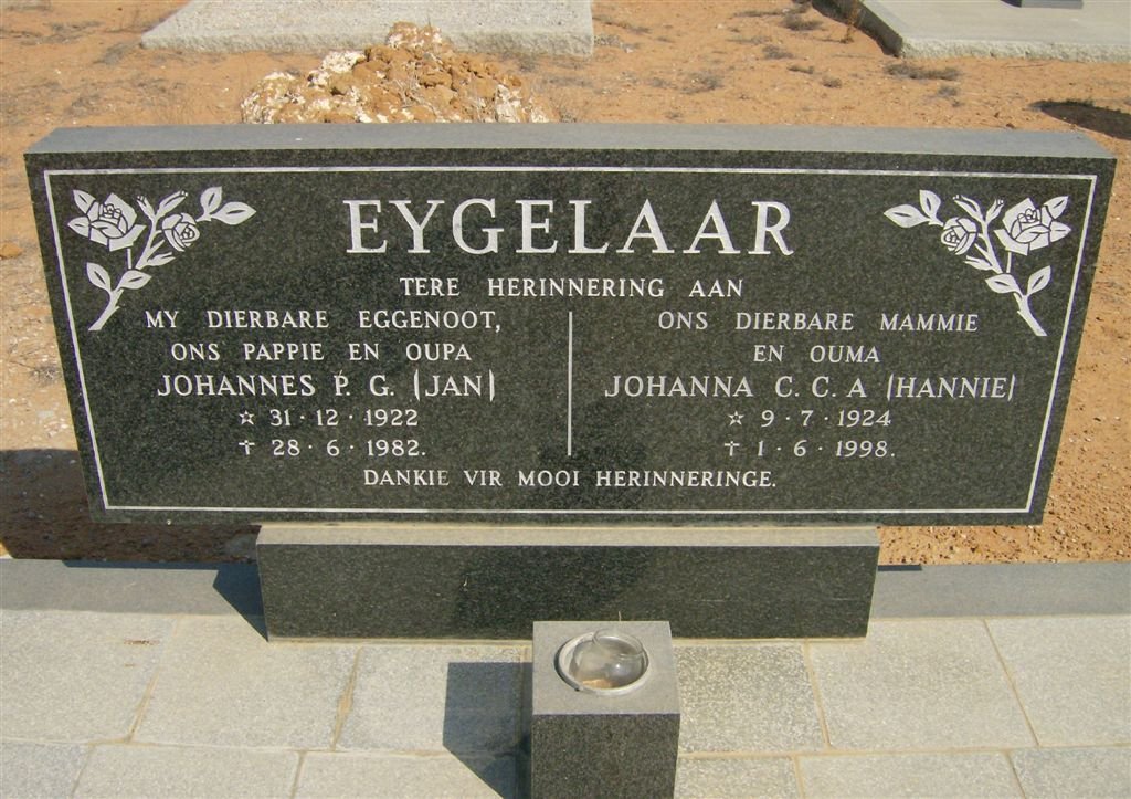 EYGELAAR Johannes P.G. 1922-1982 &amp; Johanna C.C.A. 1924-1998
