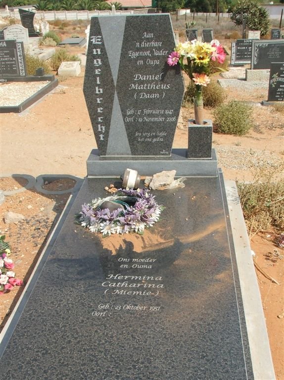 ENGELBRECHT Daniel Matthéus 1947-2006 &amp; Hermina Catharina 1951-