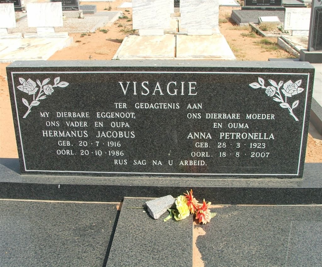 VISAGIE Hermanus Jacobus 1916-1986 &amp; Anna Petronella 1923-2007