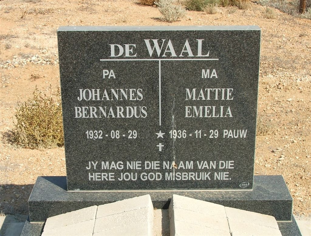 WAAL Johannes Bernardus, de 1932- &amp; Mattie Emelia PAUW 1936-