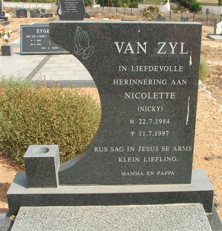 ZYL Nicolette, van 1984-1997