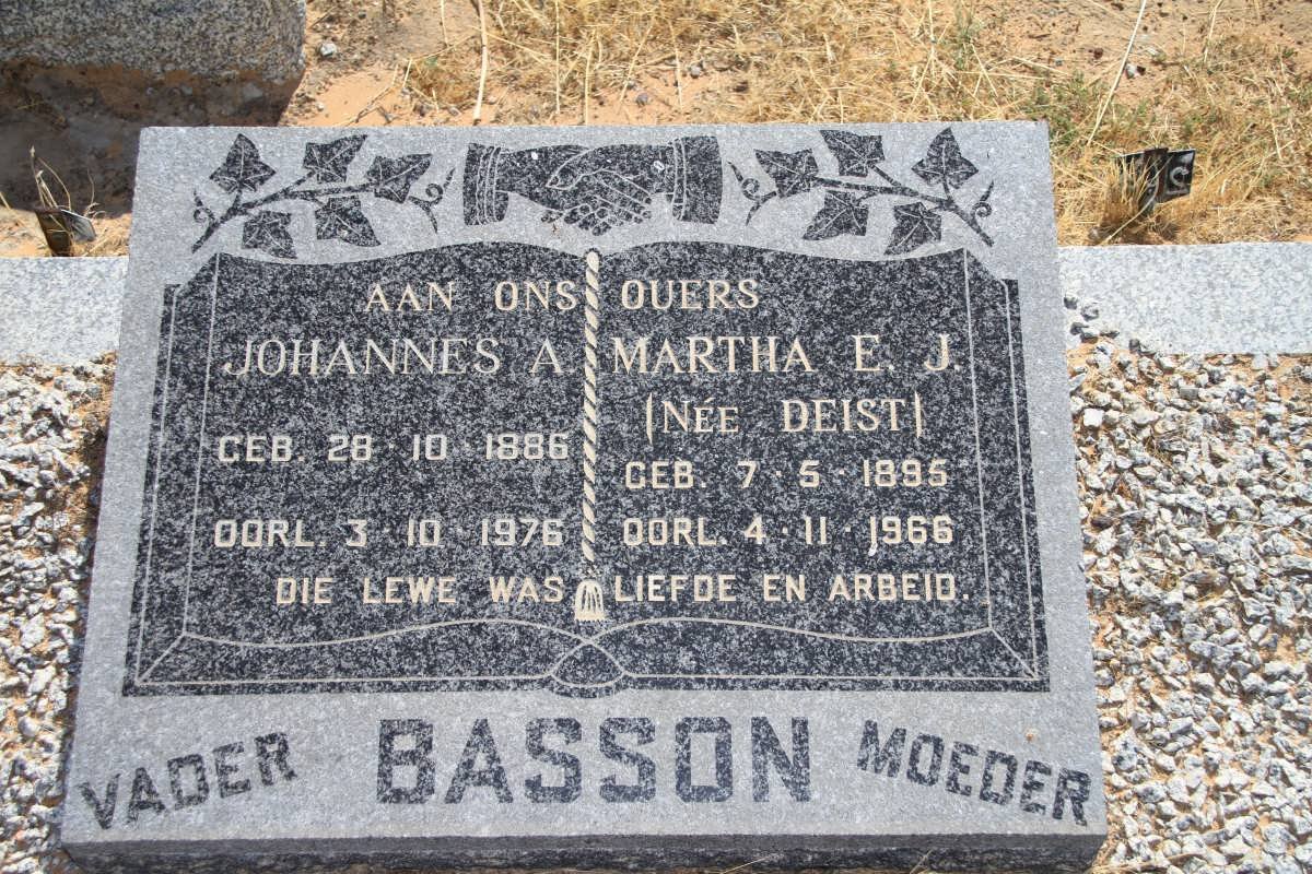 BASSON Johannes A. 1886-1876 &amp; Martha E.J. DEIST 1895-1966