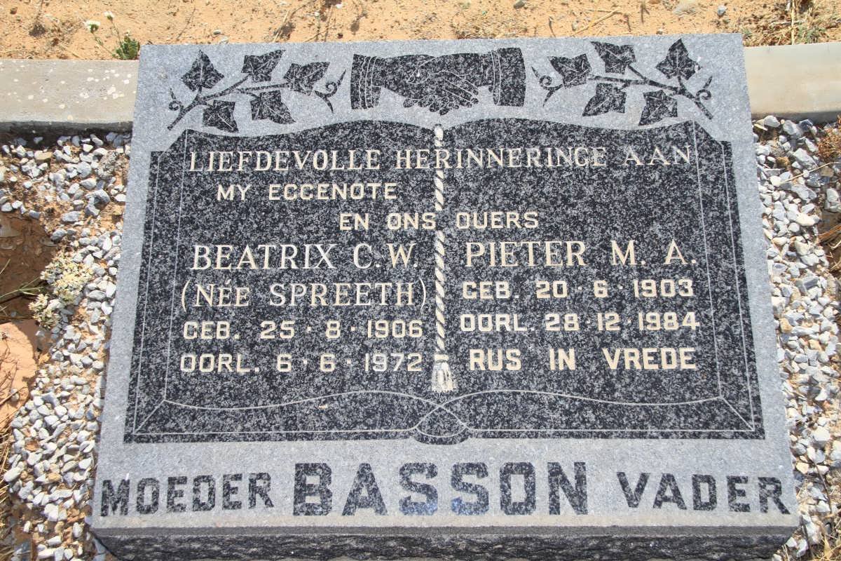 BASSON Pieter M.A. 1903-1984 &amp; Beatrix C.W. SPREETH 1906-1972