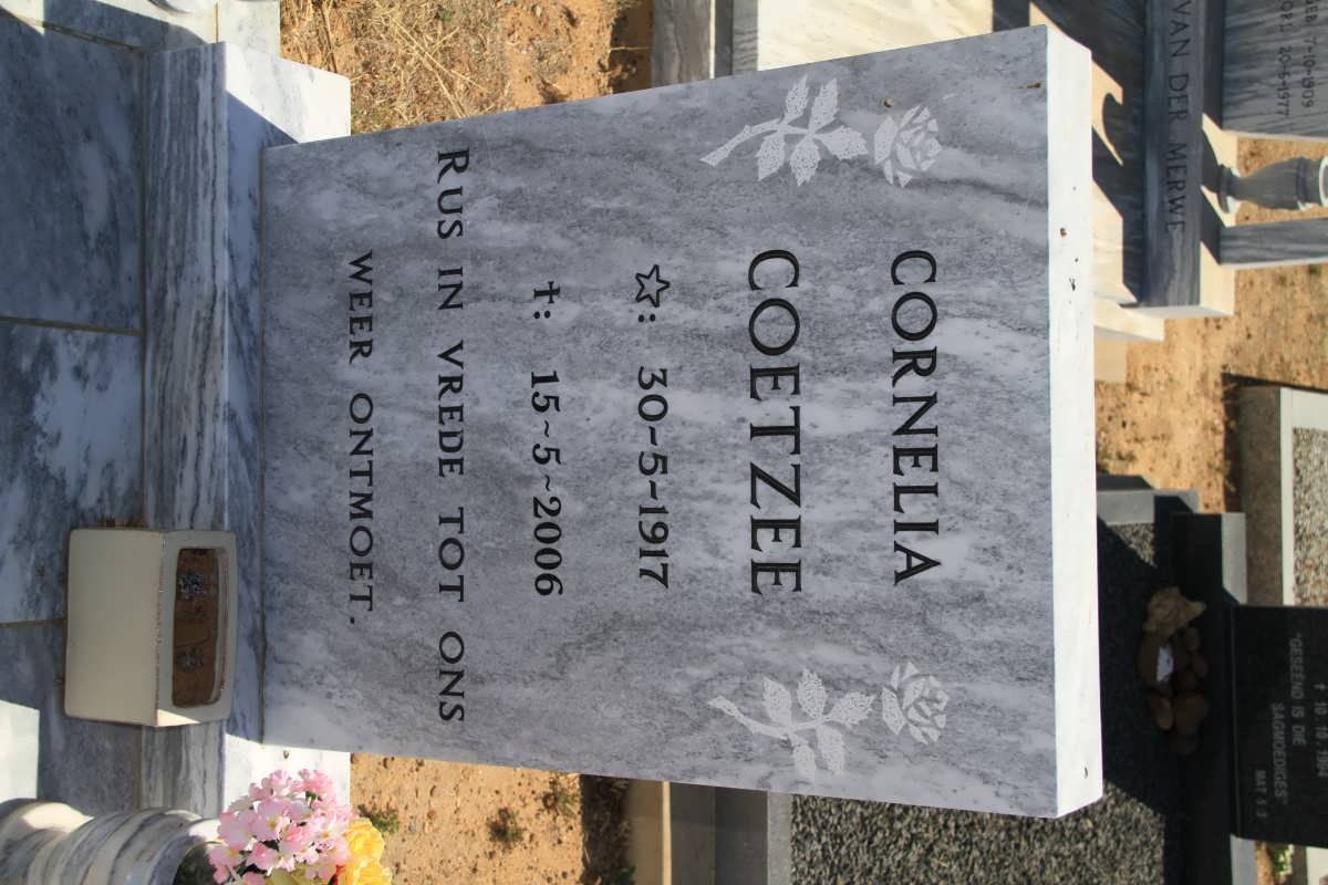 COETZEE Cornelia 1917-2006