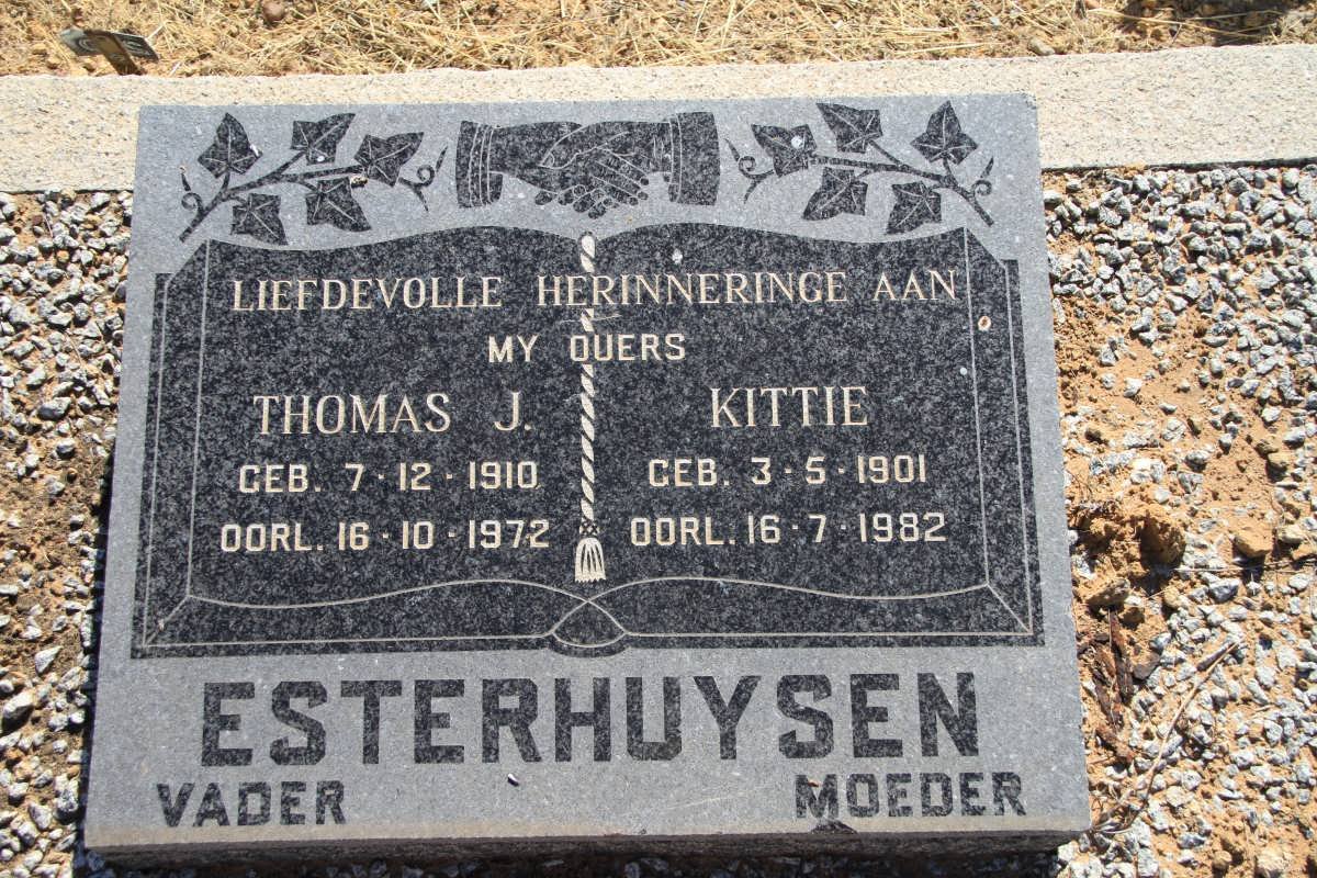 ESTERHUYSEN Thomas J. 1910-1972 &amp; Kittie 1901-1982