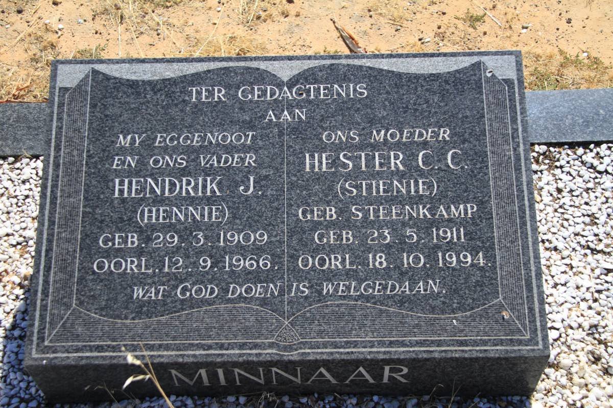 MINNAAR Hendrik J. 1909-1966 &amp; Hester C.C. STEENKAMP 1911-1994