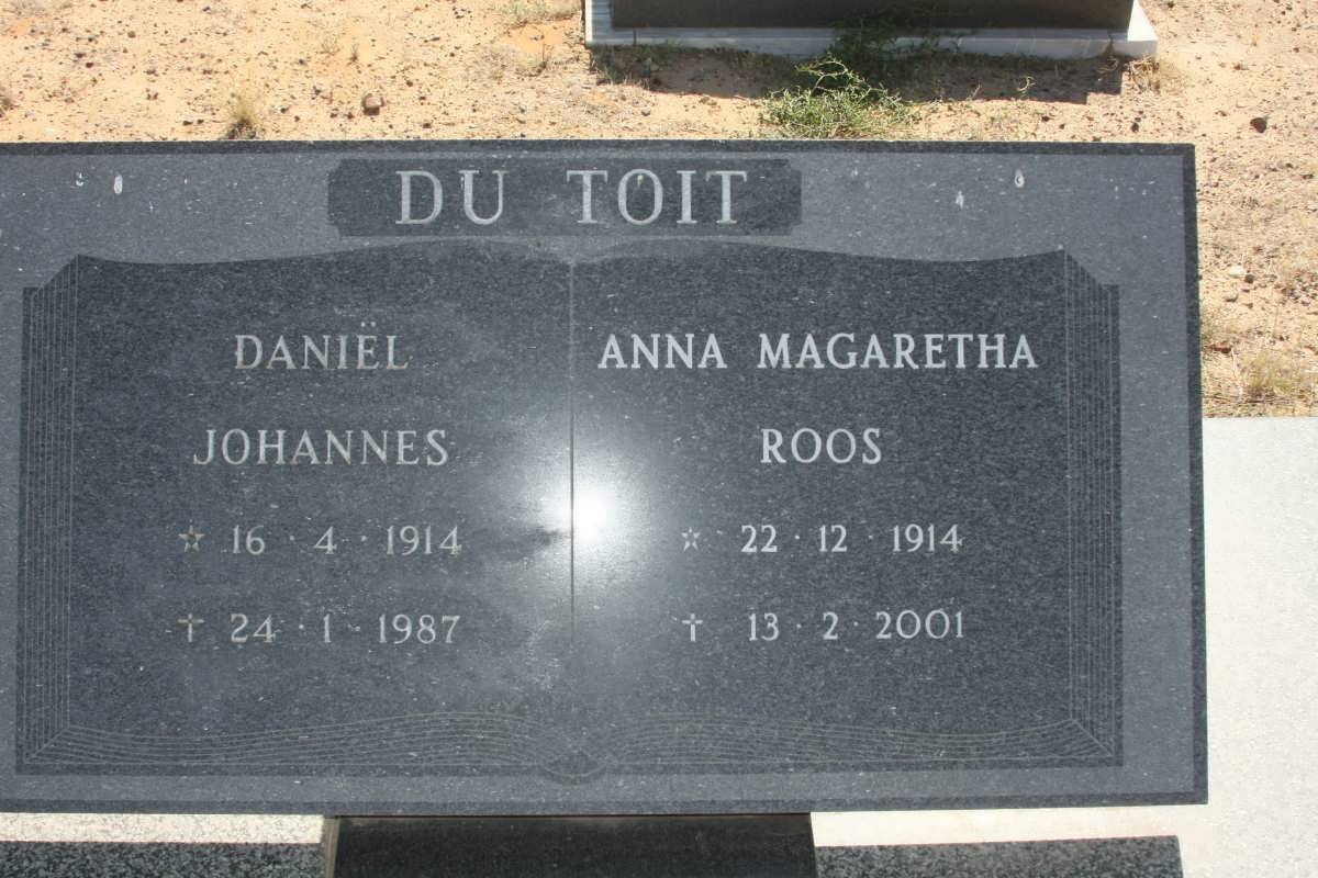 TOIT Daniel Johannes, du 1914-1987 &amp; Anna Margaretha ROOS 1914-2001