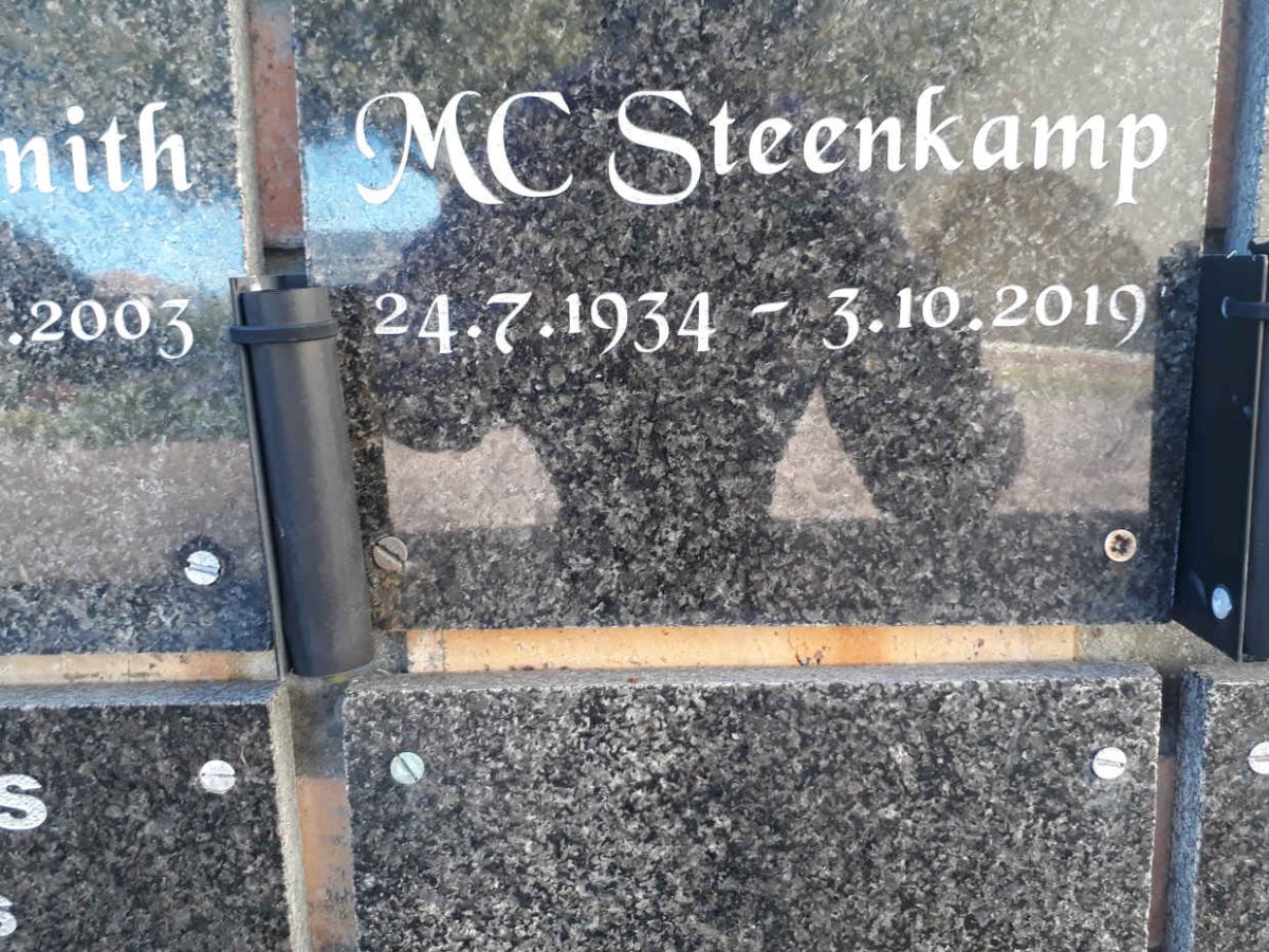 STEENKAMP M.C. 1934-2019