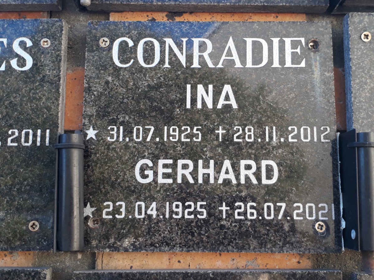 CONRADIE Gerhard 1925-2021 &amp; Ina 1925-2012