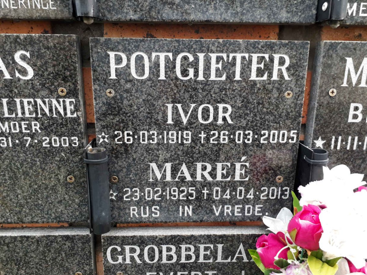 POTGIETER Ivor 1919-2005 &amp; Maree 1925-2013