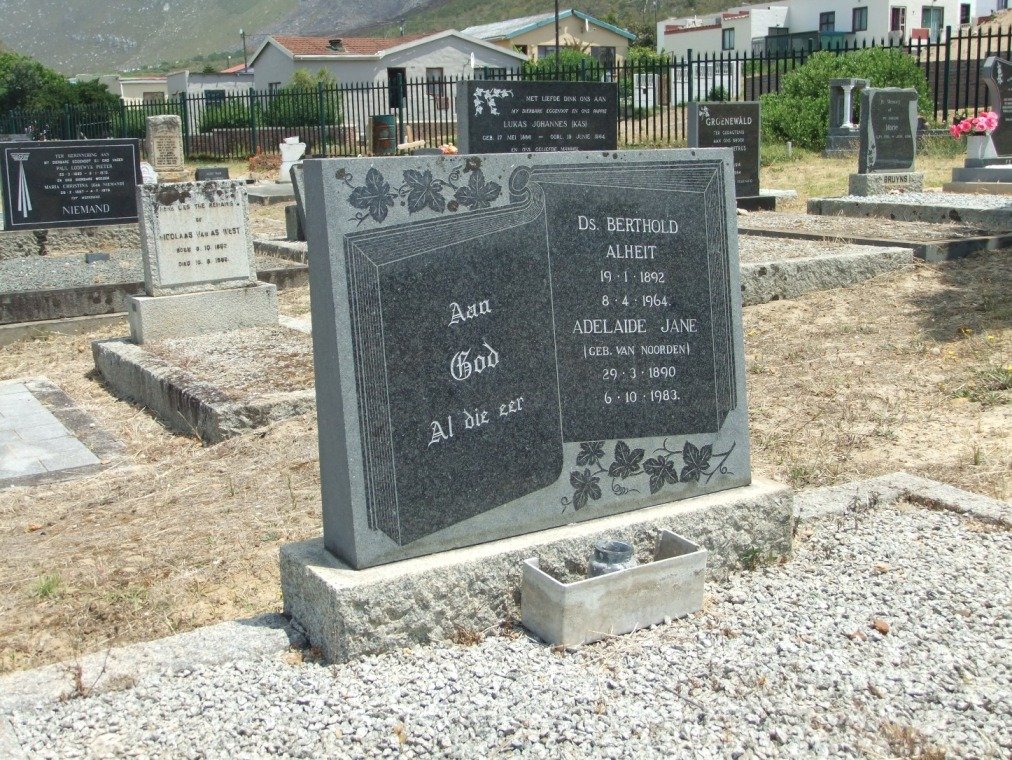 ALHEIT Berthold 1892-1964 &amp; Adelaide Jane VAN NOORDEN 1890-1983