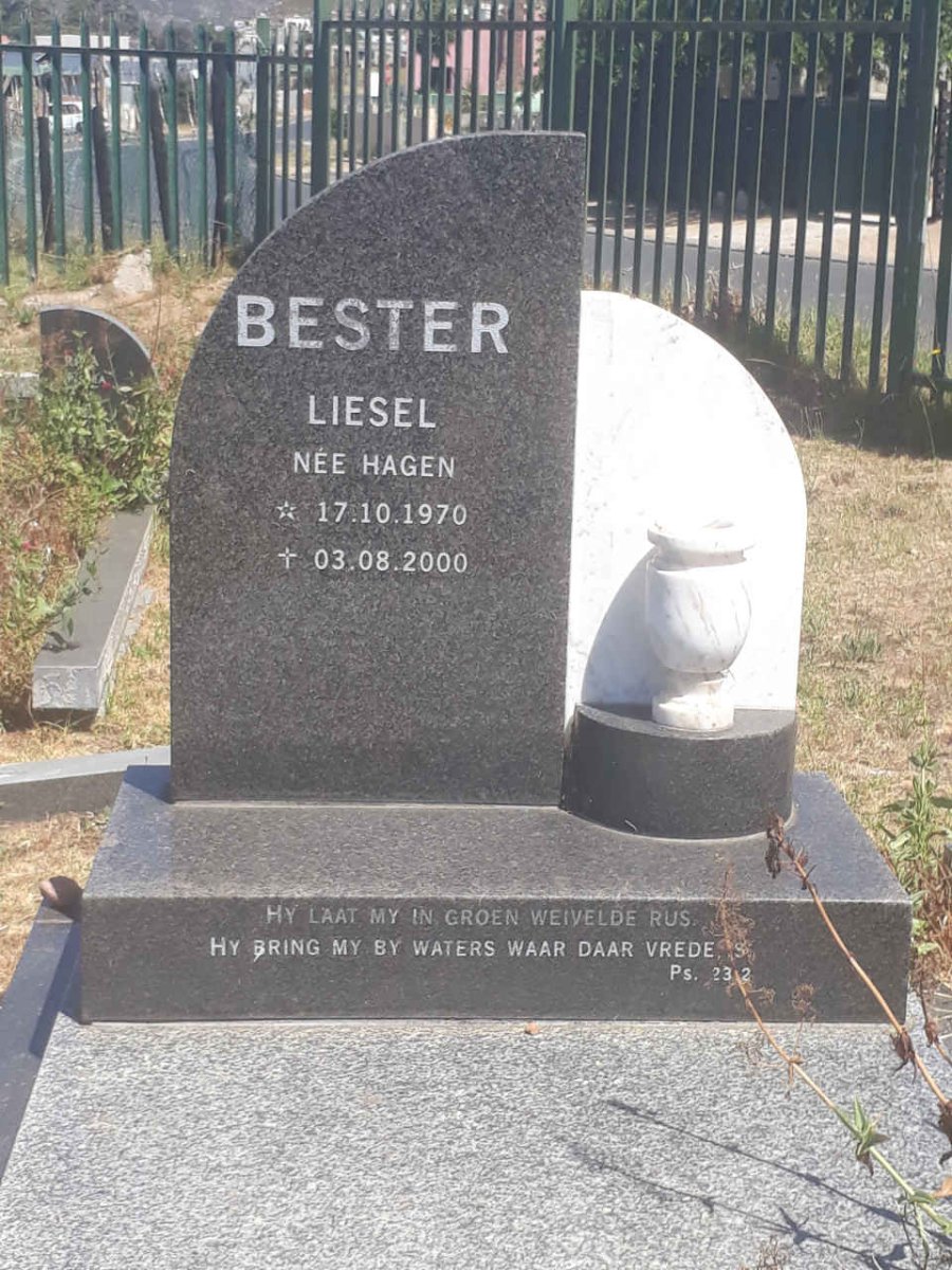 BESTER Liesel nee HAGEN 1970-2000
