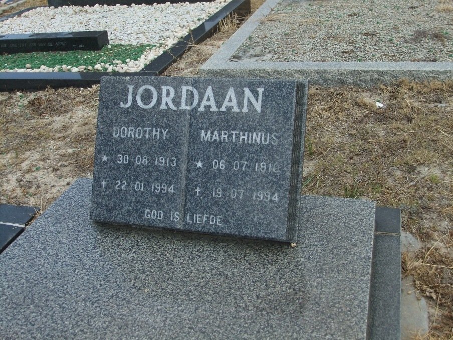 JORDAAN Marthinus 1910-1994 &amp; Dorothy 1913-1994