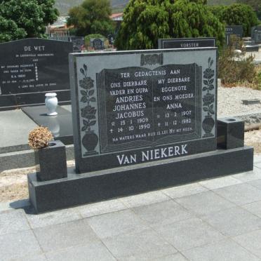 N - Vanne :: Surnames - N