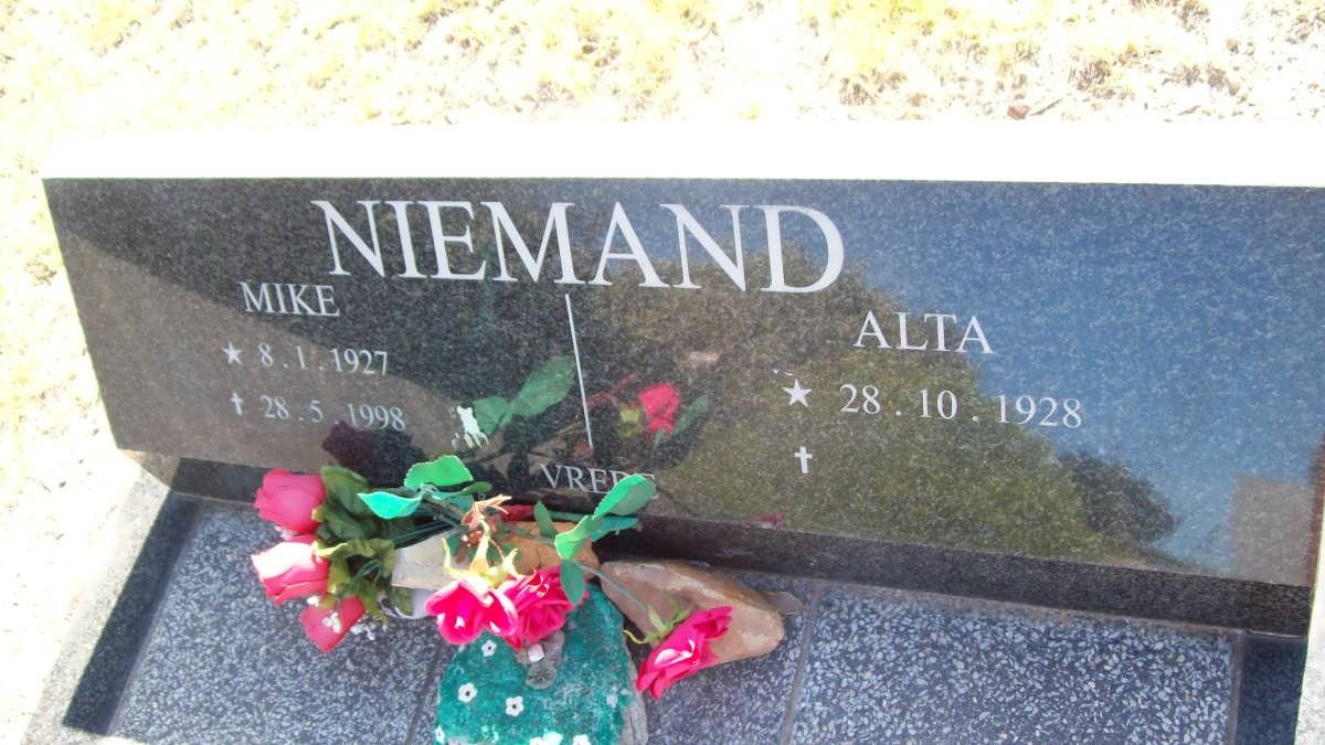 NIEMAND Mike 1927-1998 &amp; Alta 1928-