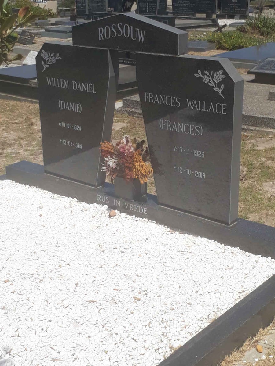 ROSSOUW Willem Daniel 1924-1984 &amp; Frances WALLACE 1926-2019