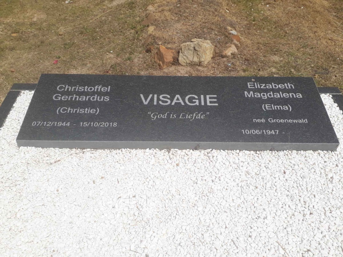 VISAGIE Christoffel Gerhardus 1944-2018 &amp; Elizabeth Magdalena GROENEWALD 1947-