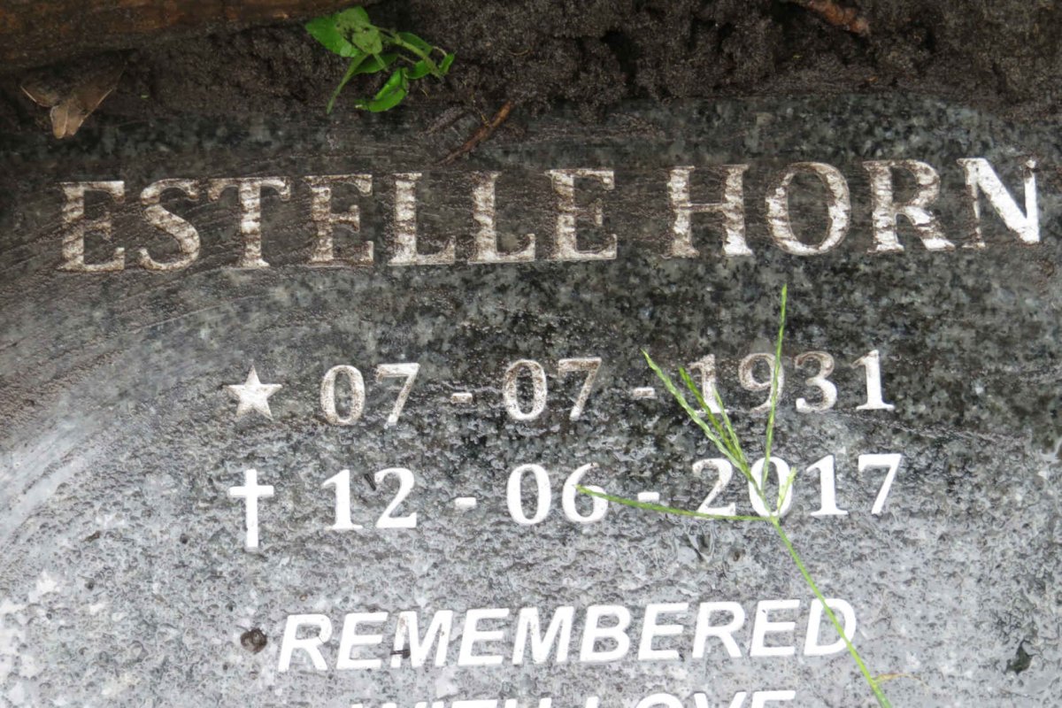 HORN Estelle 1931-2017