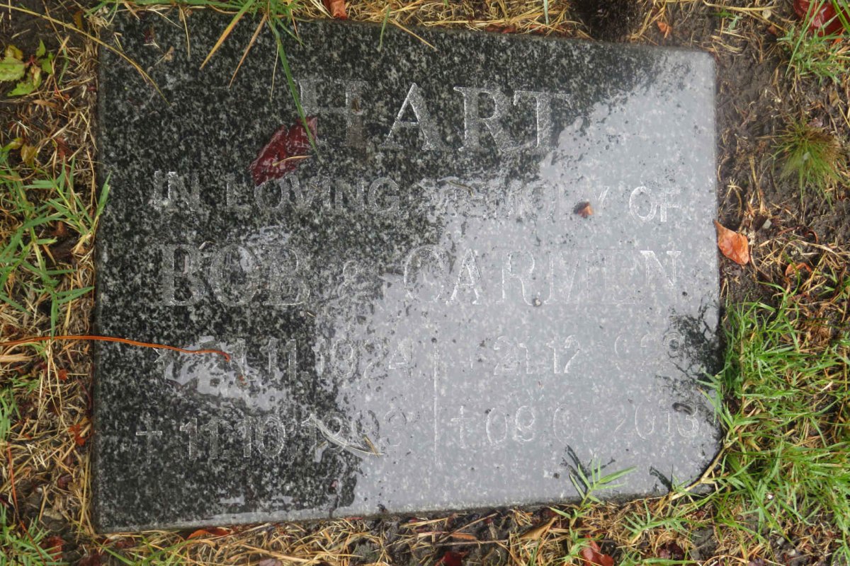 HART Bob 1924-1993 &amp; Carmen 1929-2013