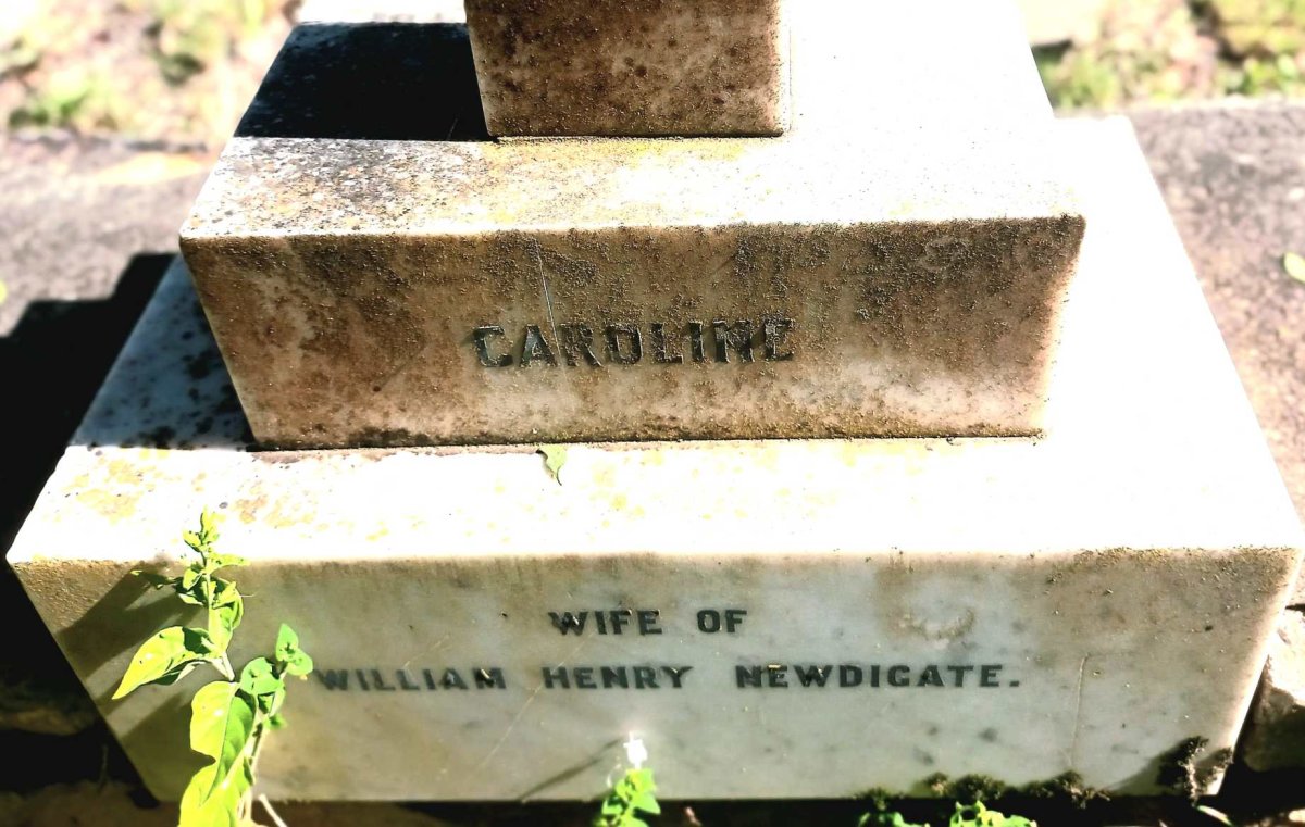 NEWDIGATE Caroline