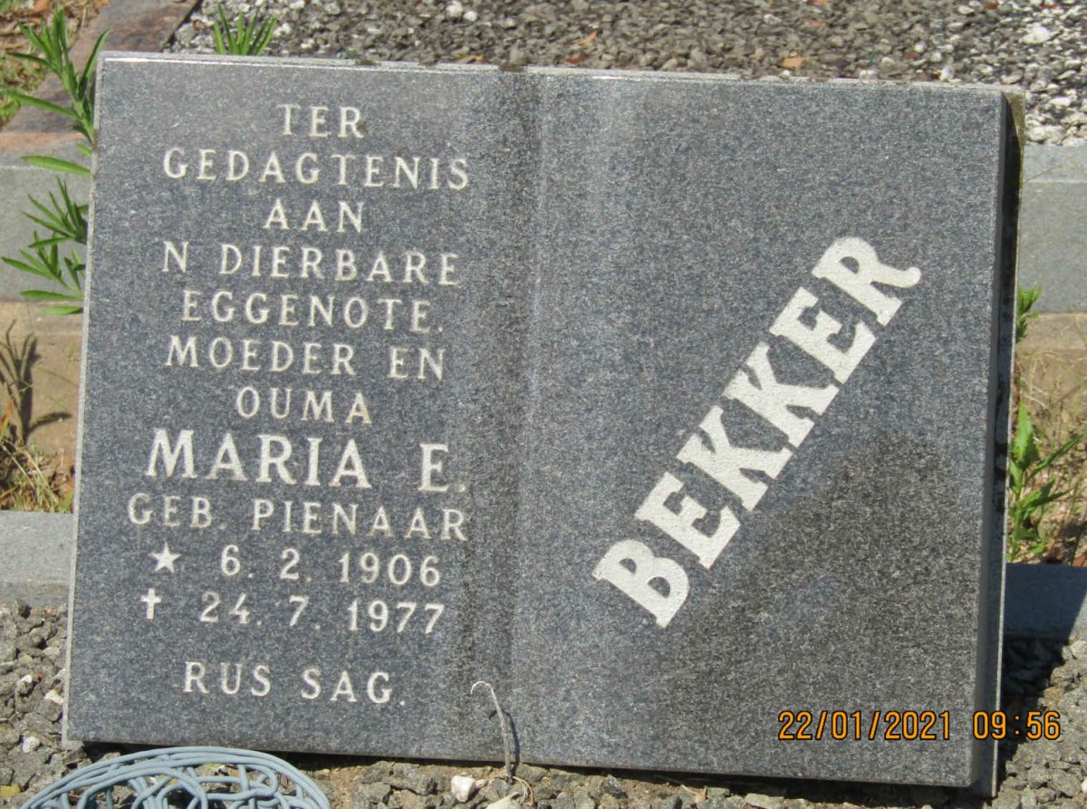 BEKKER Maria E. nee PIENAAR 1906-1977