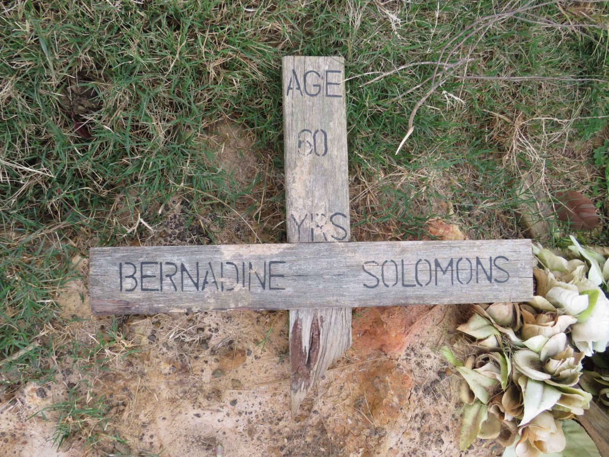 SOLOMONS Bernadine 