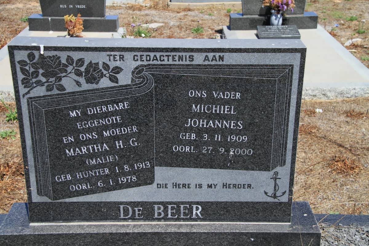 BEER Michiel Johannes, de 1909-2000 &amp; Martha H.G. HUNTER 1913-1978