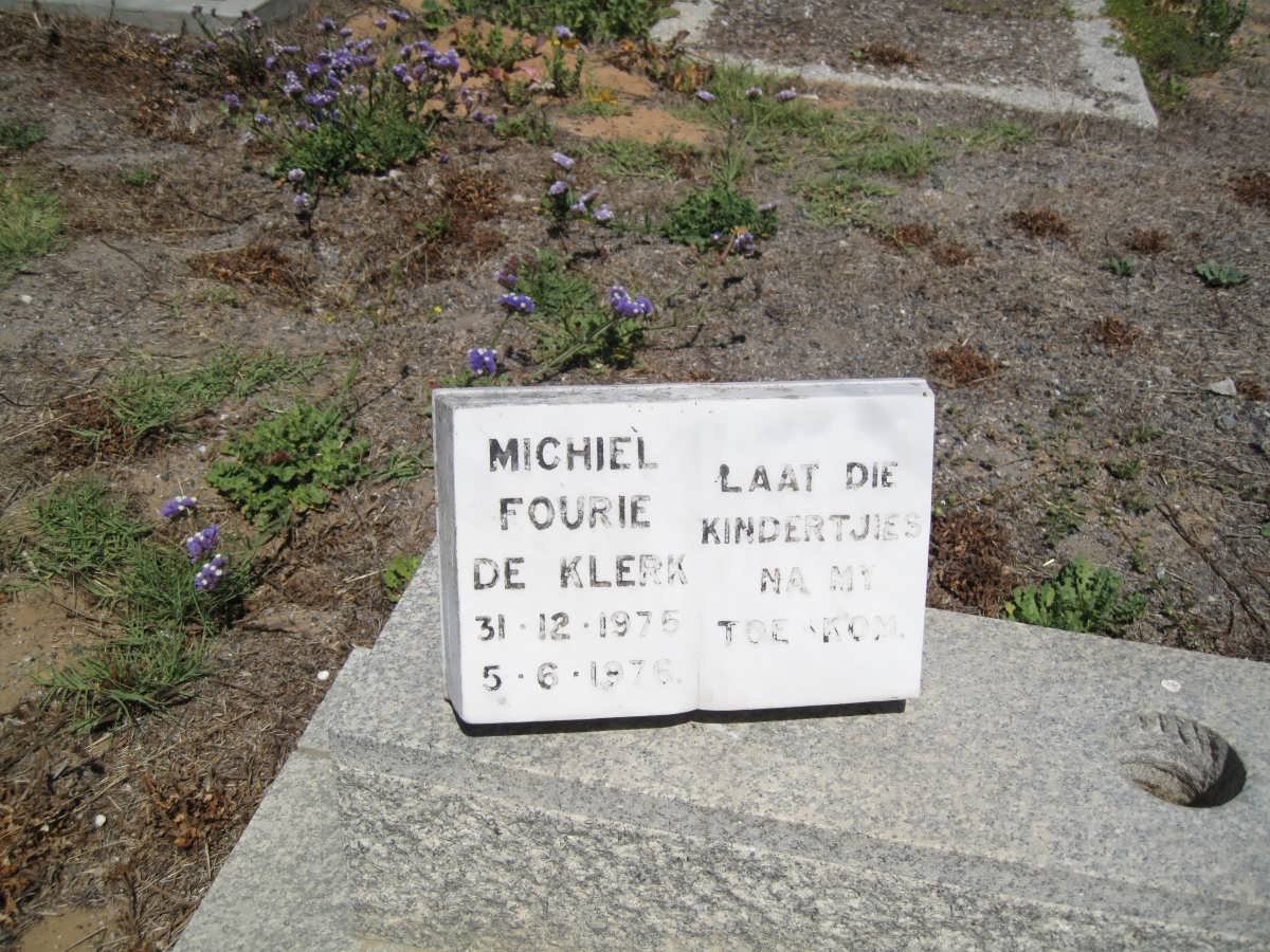 KLERK Michiel Fourie, de 1975-1976