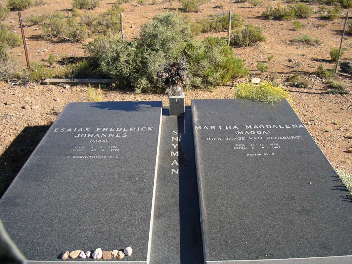 SNYMAN Esaias Frederick Johannes 1926-1992 &amp; Martha Magdalena JANSE VAN RENSBURG 1928-2007