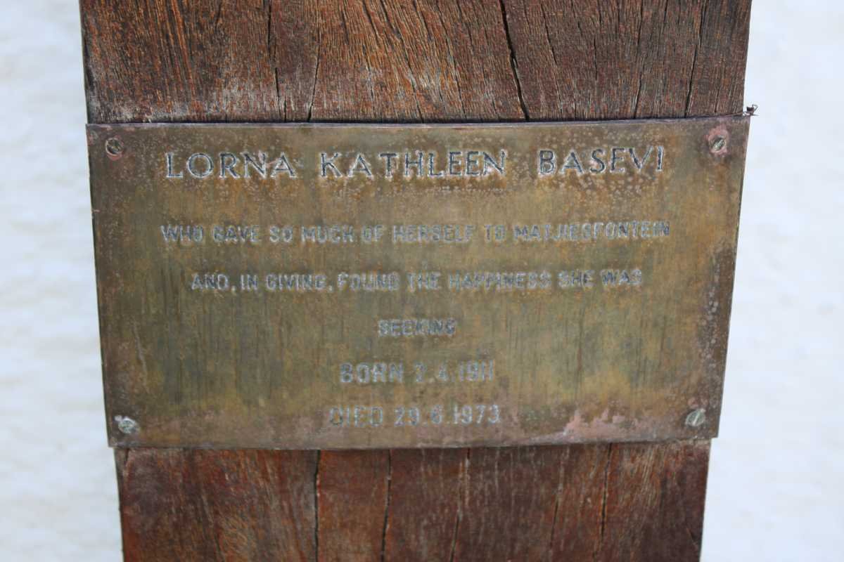 BASEVI Lorna Kathleen 1911-1973