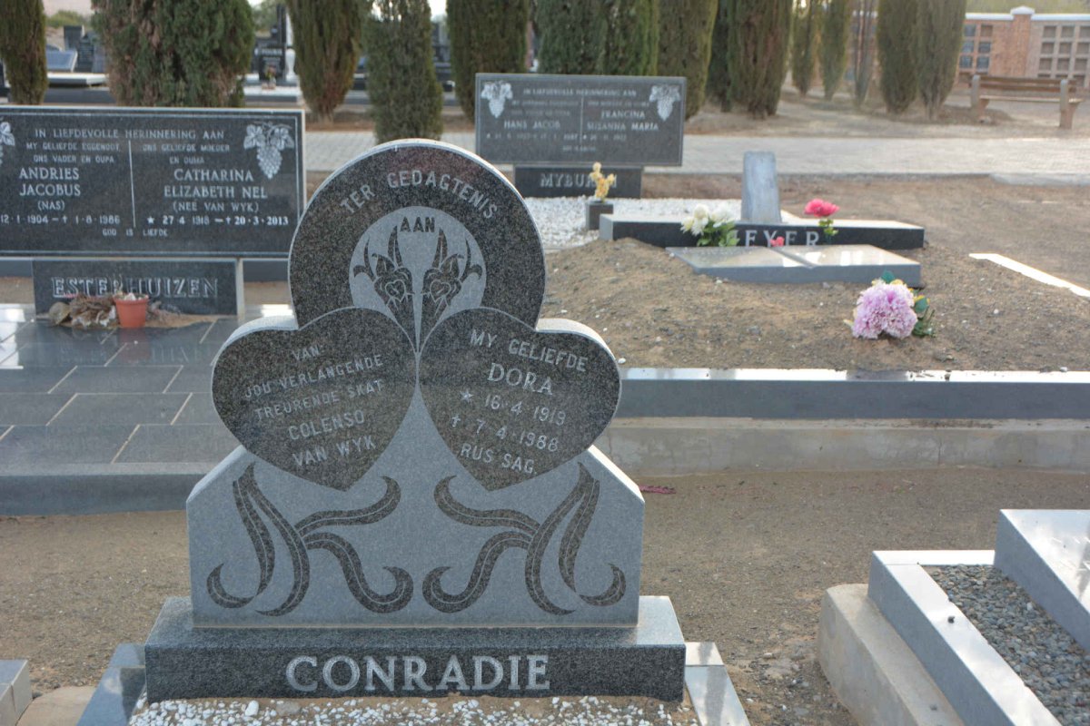 CONRADIE Dora 1919-1988
