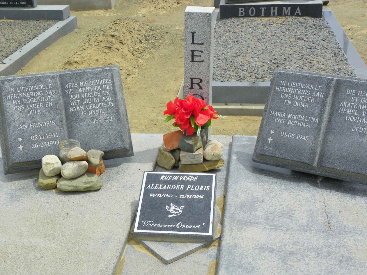 ROUX Jan Hendrik, le 1941-1999 &amp; Maria Magdalena BOTHMA 1945- :: LE ROUX Alexander Floris 1962-2016