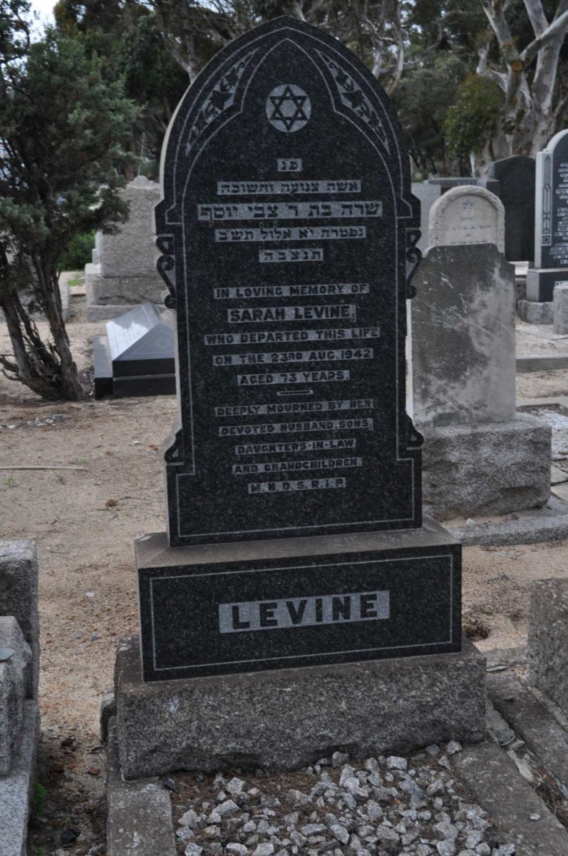 LEVINE Sarah -1942