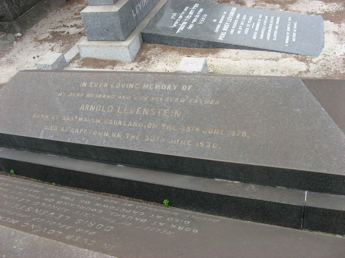LEVENSTEIN Arnold 1879-1930 & Doris