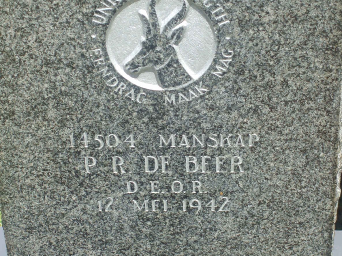 BEER P.R. de, −1942